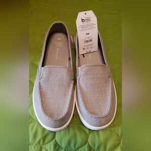 Time and Tru Light Green Slip-On Shoes